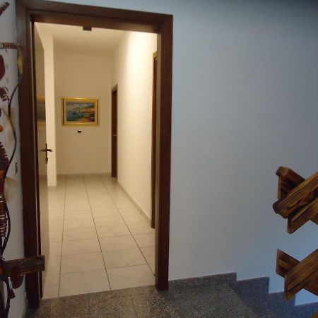 Affittacamere Gelindo Silvi Marina Exterior photo